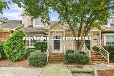 Main picture of 18 Park Village Ln