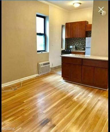 Main picture of 152 E 35th St