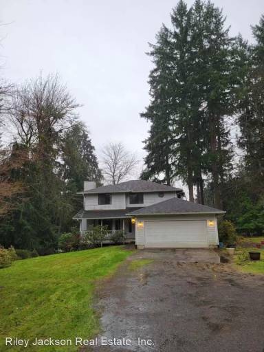 Main picture of 10505 Ryan Ln SE