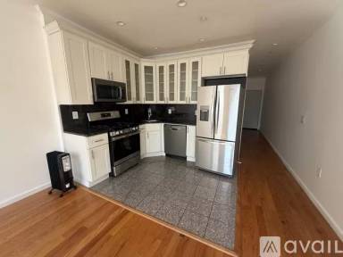Main picture of 377 Danforth Ave