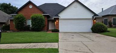 Main picture of 1312 NW 186th St