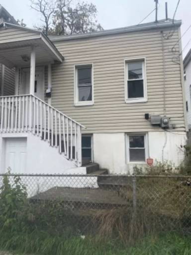 Main picture of 95 Ward St
