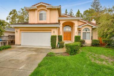 Main picture of 131 Serena Way