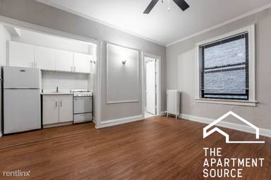 Main picture of 3616 N Pine Grove Ave