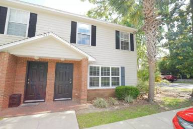 Main picture of 847 W Georgia St