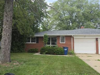 Main picture of 125 Lebrun St