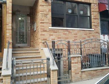 Main picture of 115 E 179th St