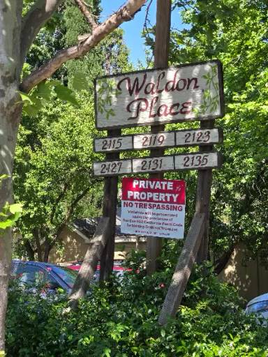 Main picture of 2123 Waldon St