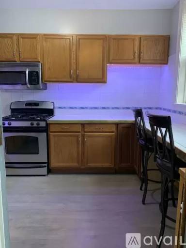 Main picture of 2944 N Laramie Ave