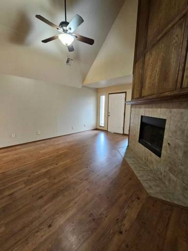 Main picture of 1404 SW 25th St
