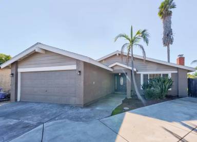 Main picture of 11370 Travis Pl