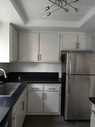 Main picture of 1140 Orange Ave
