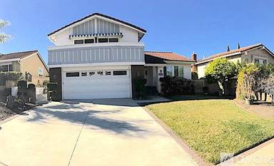 Main picture of 925 S Harvard Cir