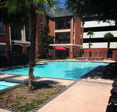 Main picture of 2210 Canton St