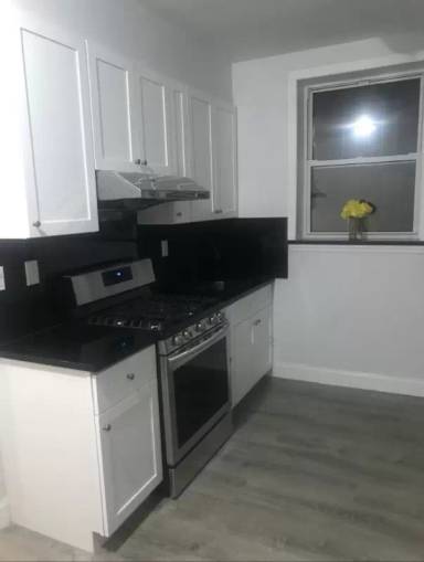 Main picture of 1930 64th St