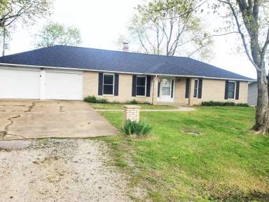 Main picture of 516 Kyle Ave