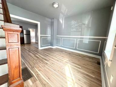 Main picture of 33 E Frederick St