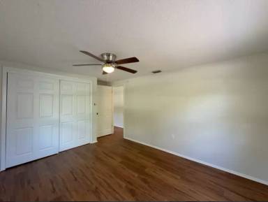 Main picture of 15839 Villa Dr