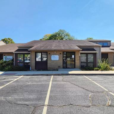 Main picture of 435 N Mulford Rd