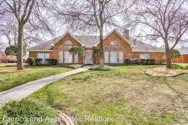 Main picture of 44 Rolling Hills Cir