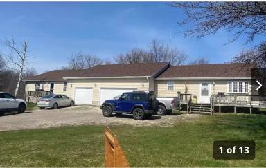 Main picture of 1989 N 100 W