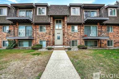 Main picture of 216 Riviera Dr