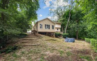 Main picture of 80 Colonial Ter