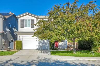 Main picture of 3939 Lake Circle Dr