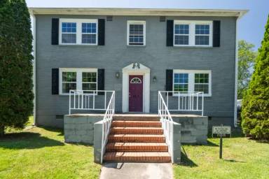 Main picture of 1511 Waverly St