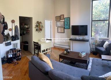 Main picture of 423 Shawmut Ave