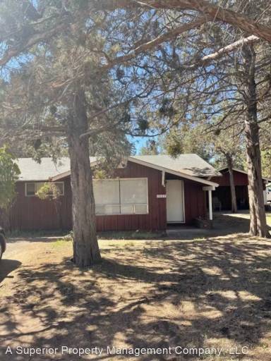 Main picture of 1007 NE Bear Creek Rd