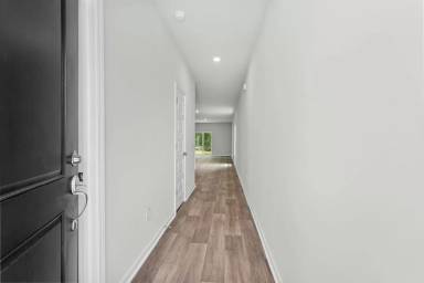 Main picture of 186 Waterloo Sunset Dr