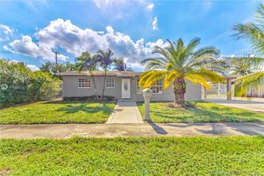 Main picture of 7838 NW 171st St