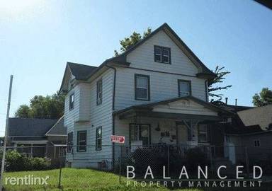 Main picture of 1500 SW Van Buren St