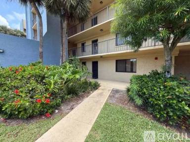 Main picture of 2788 Tennis Club Dr