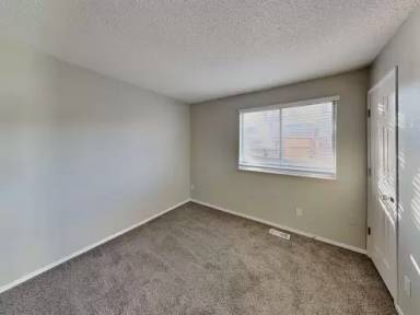 Main picture of 12191 Newport Dr