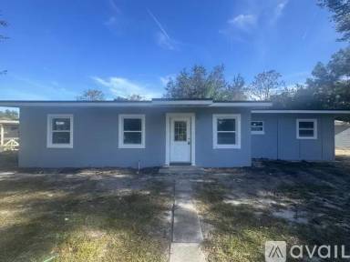 Main picture of 300 1st St