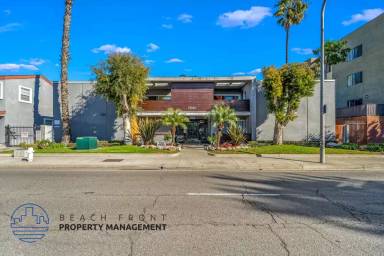 Main picture of 1021 N Flower St
