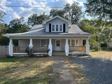 Main picture of 1615 Lowder St