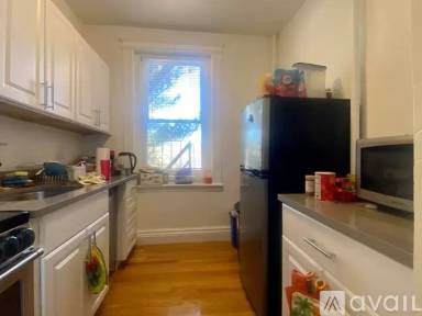 Main picture of 110 Warren St