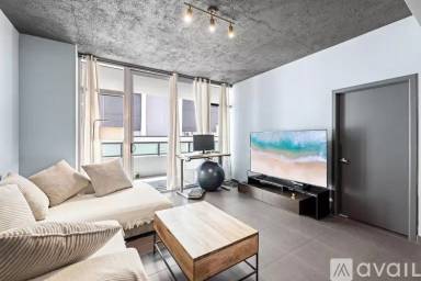 Main picture of Four Midtown