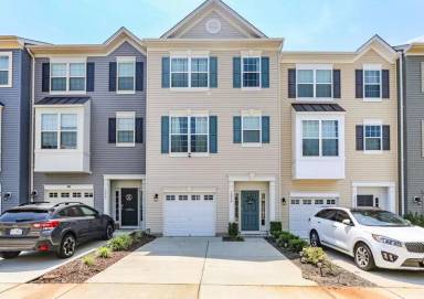 Main picture of 10214 Egret Ct