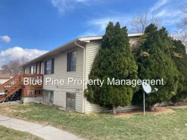 Main picture of 411 Gladstone Street