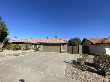 Main picture of 839 N Arvada