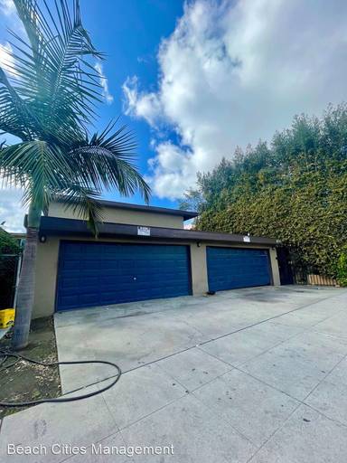 Main picture of 2167 Pine Ave