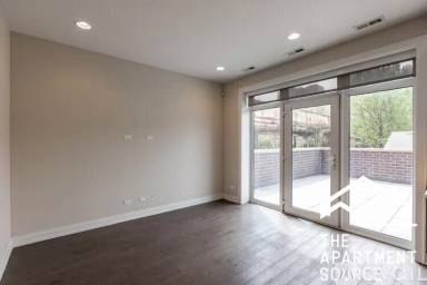 Main picture of 317 W Evergreen Ave