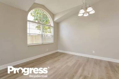 Main picture of 817 Avon Ct