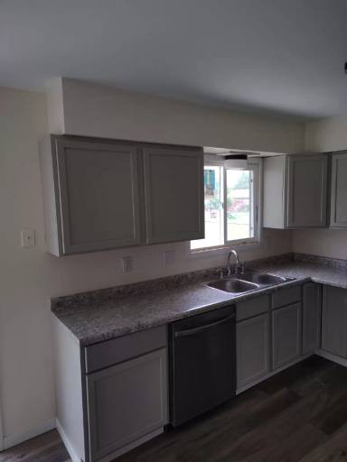 Main picture of 1212 Bowler St