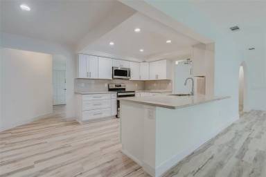 Main picture of 12232 Imperial Dr