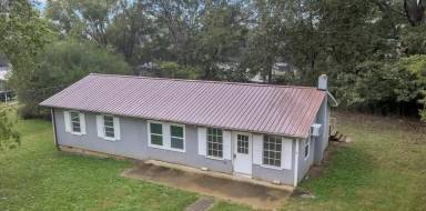 Main picture of 144 Burch Ave